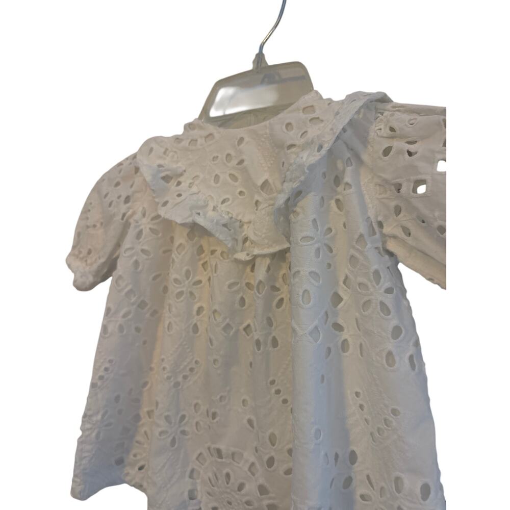 Nordstrom White Eyelet Girls Dress Size 12 months